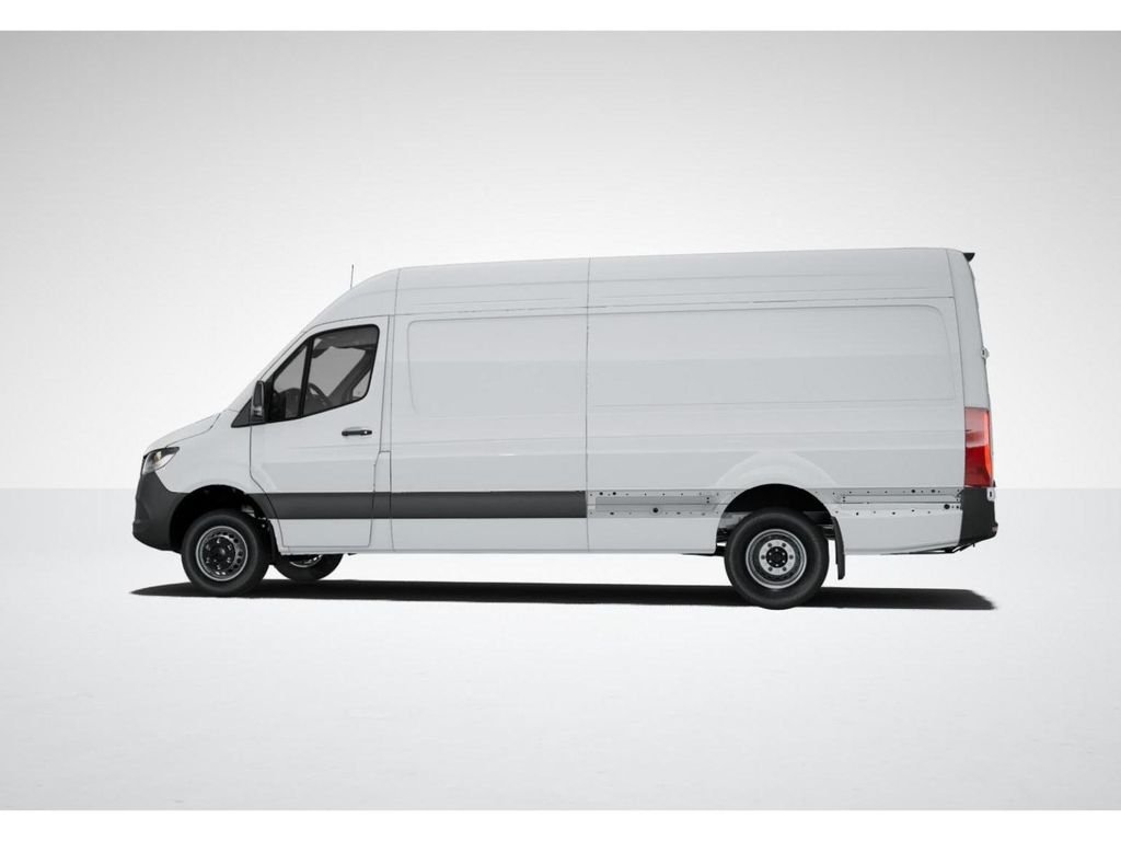 New 2026  Mercedes-Benz Cargo 170 WB image 33