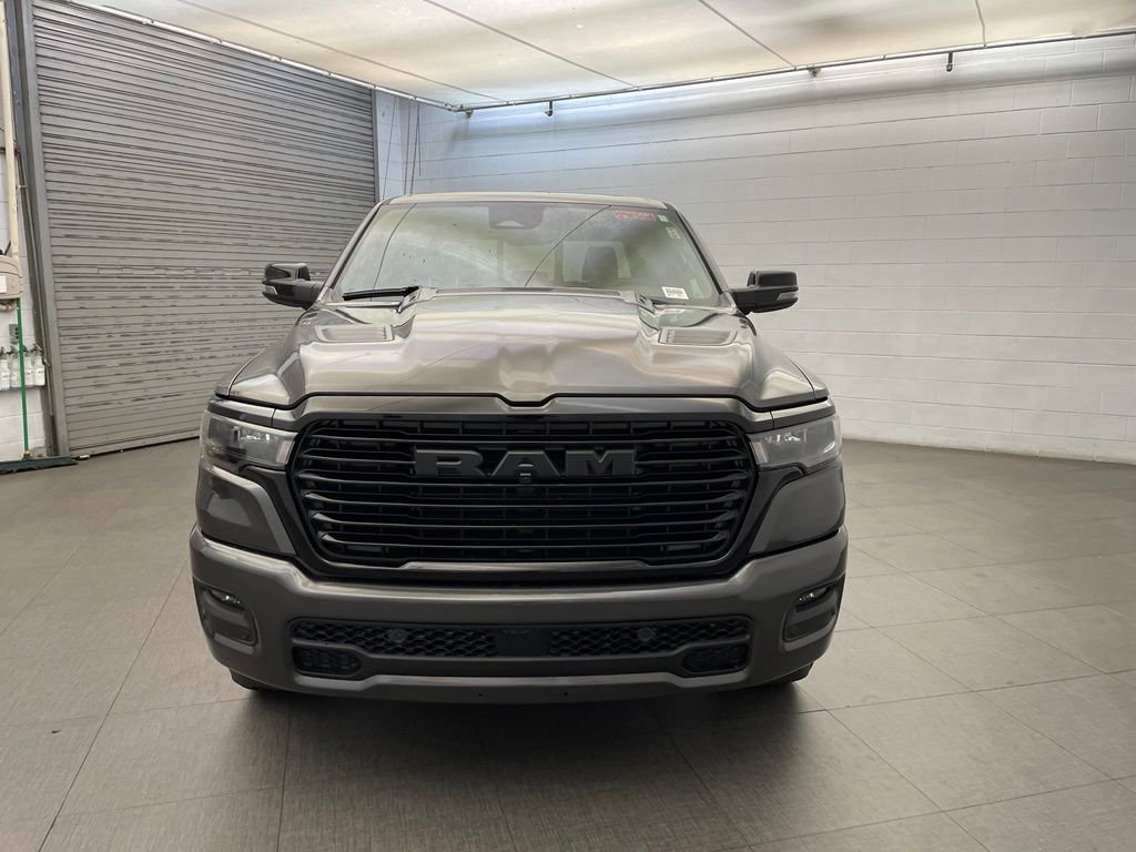 New 2026 Granite Crystal Metallic Clear-Coat Exterior Paint RAM Laramie image 12