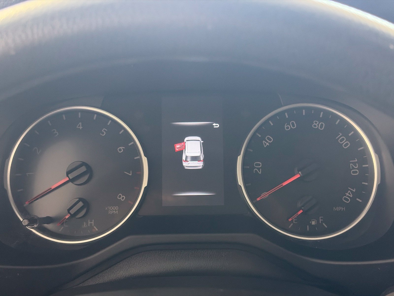 Used 2022 Silver Toyota LE image 6