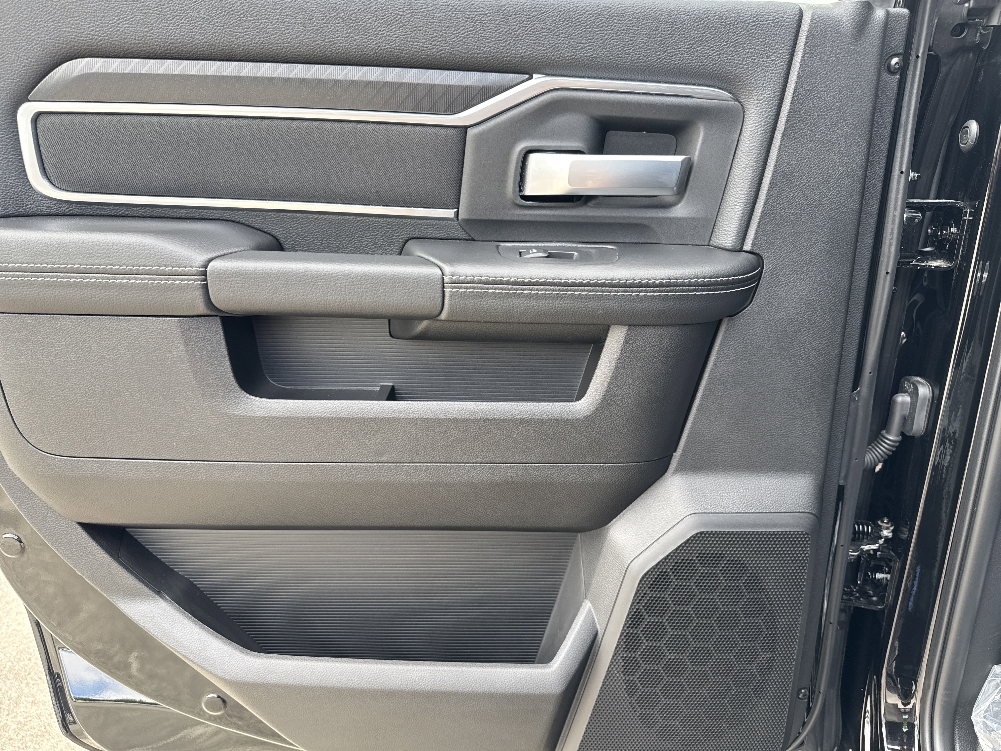 2025 RAM 2500 Big Horn - Photo 21