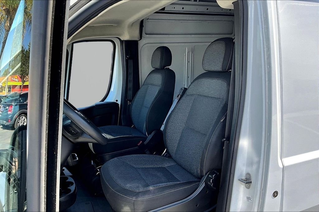Used 2025 White Ram High Roof image 22
