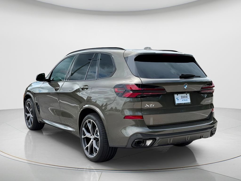 New 2026 Manhattan Green Metallic BMW xDrive40i image 7