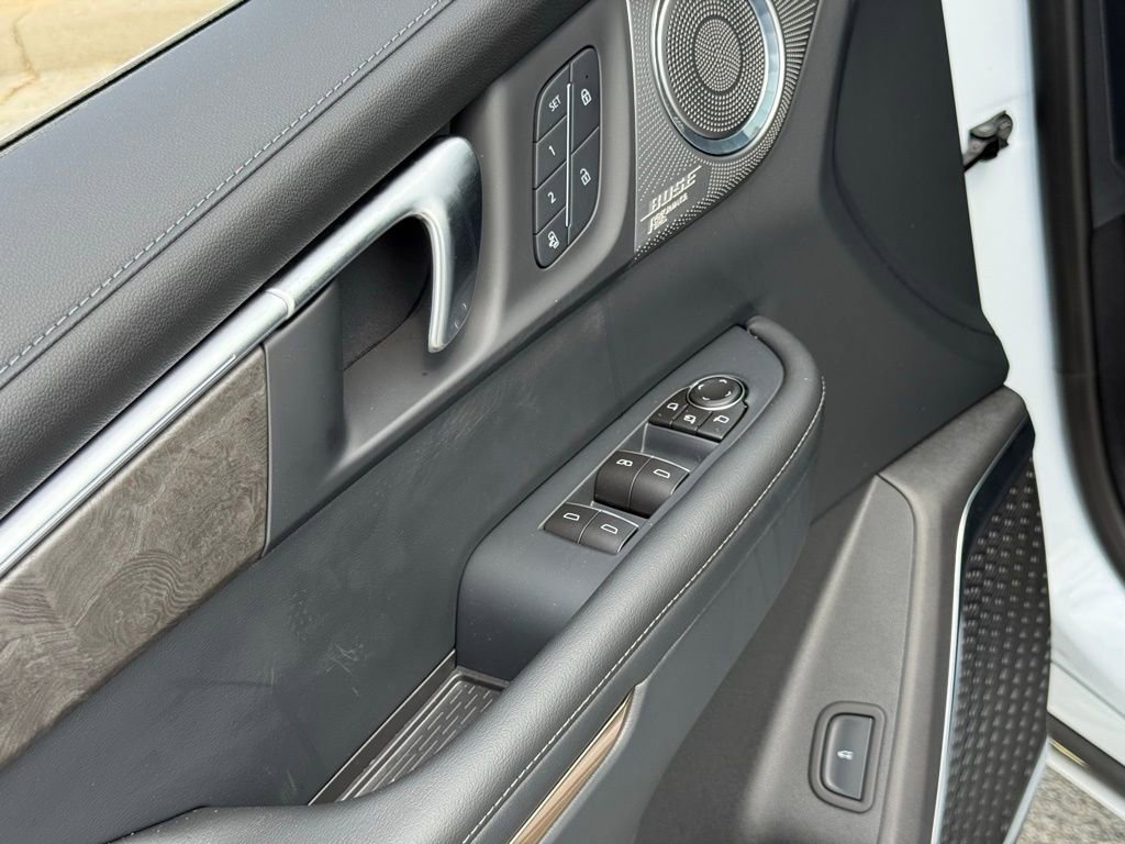 2026 Buick Enclave Avenir - Photo 17