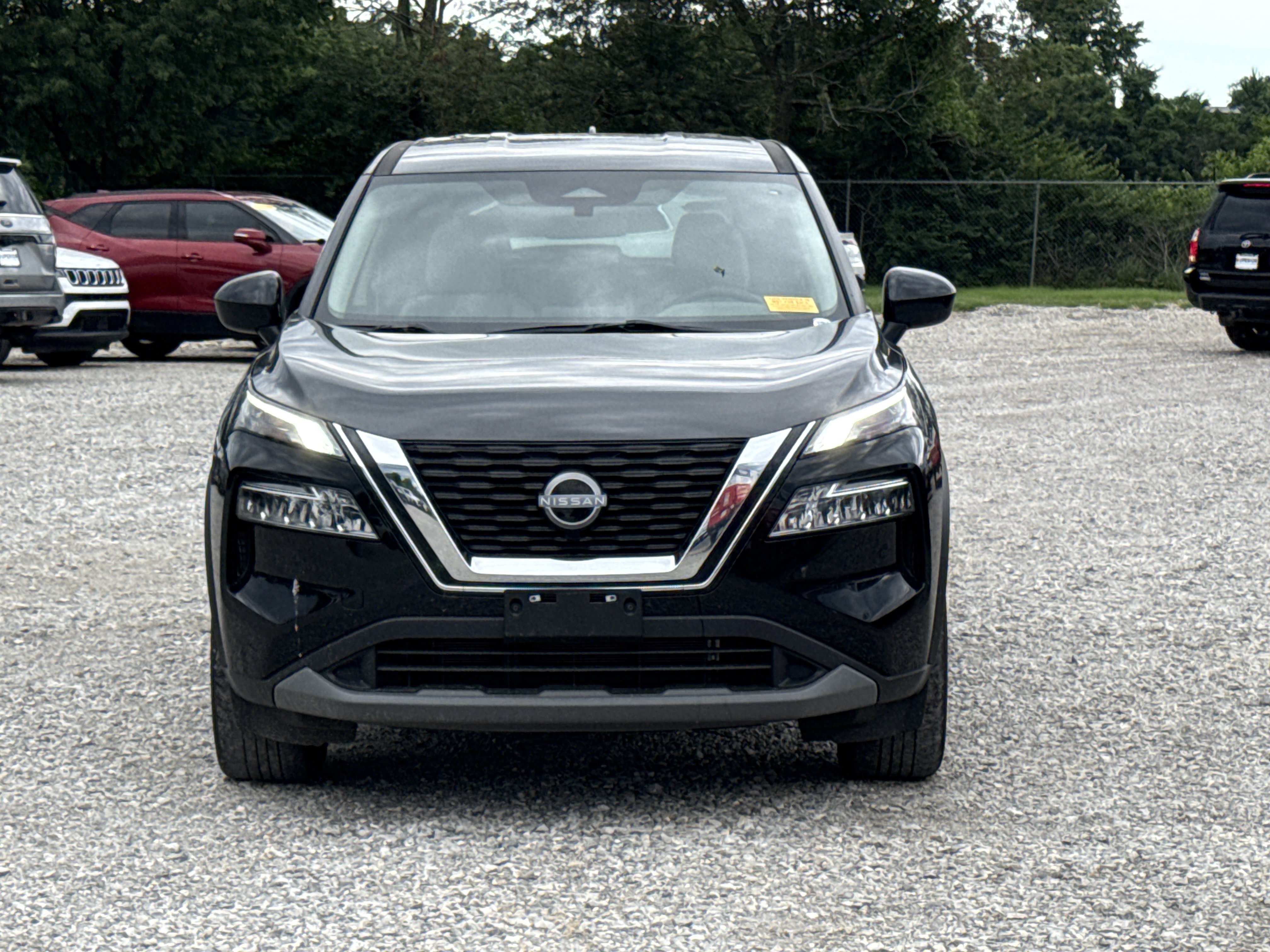 Certified Used 2023 Super Black Nissan SV image 2