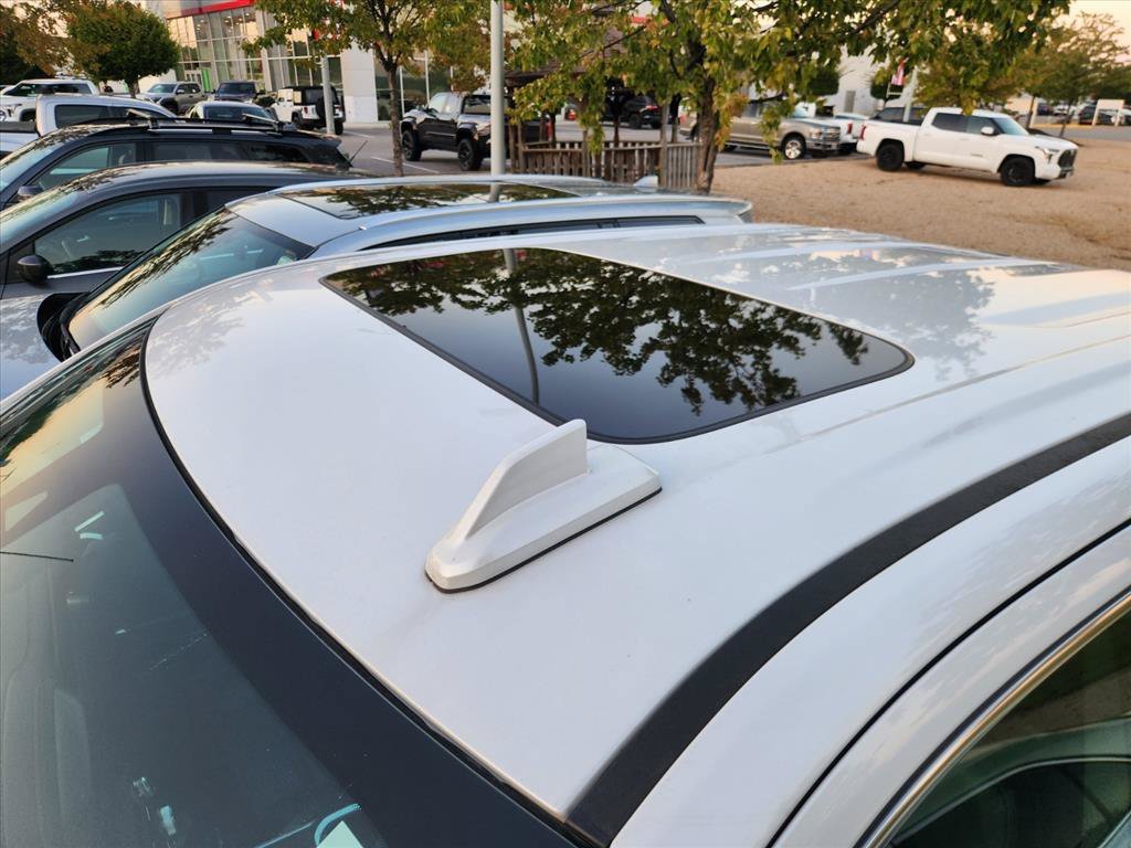 Used 2020 White GMC Denali image 8