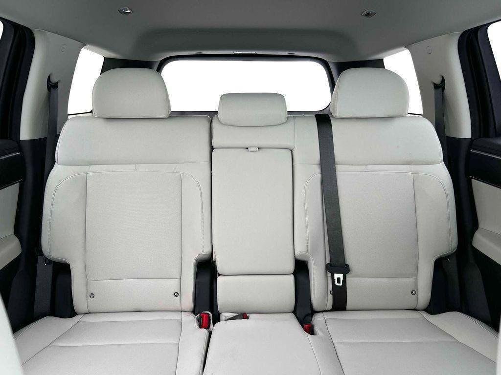 New 2026 White Hyundai SE image 16