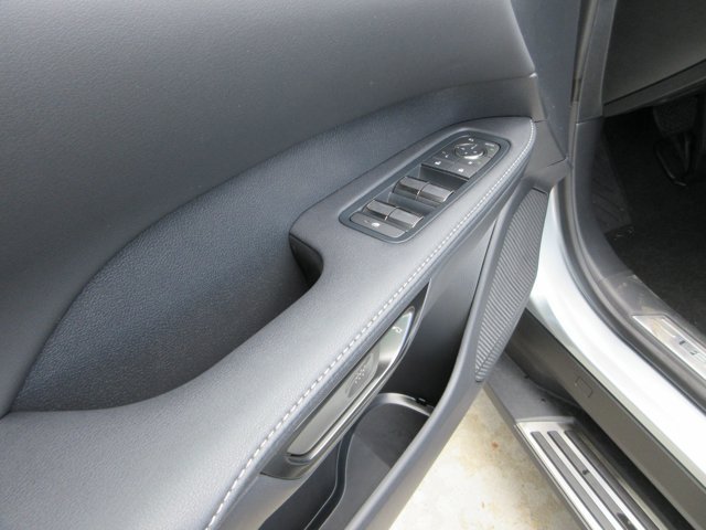 New 2026 Iridium Lexus PREMIUM image 33