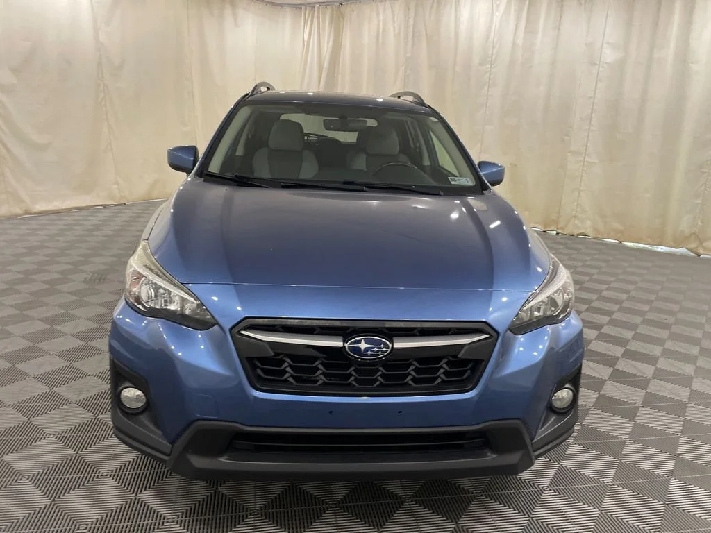 Used 2018 Subaru Crosstrek Premium with VIN JF2GTABC9JH330890 for sale in Clarksburg, WV