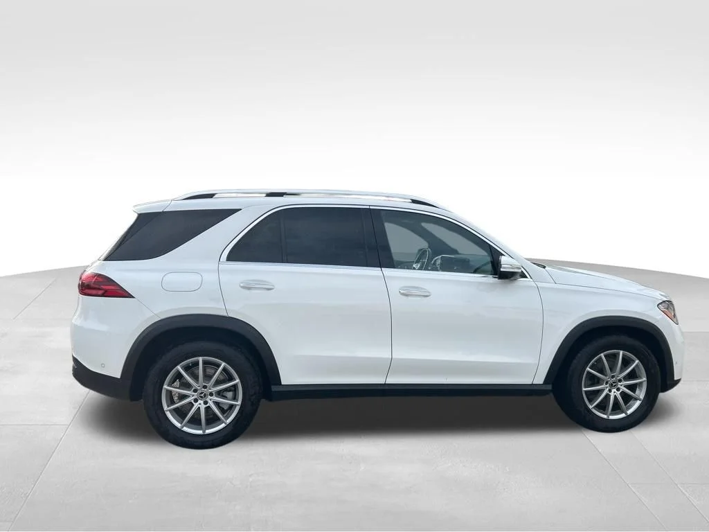 Used 2024 Silver Mercedes-Benz GLE 450e image 6