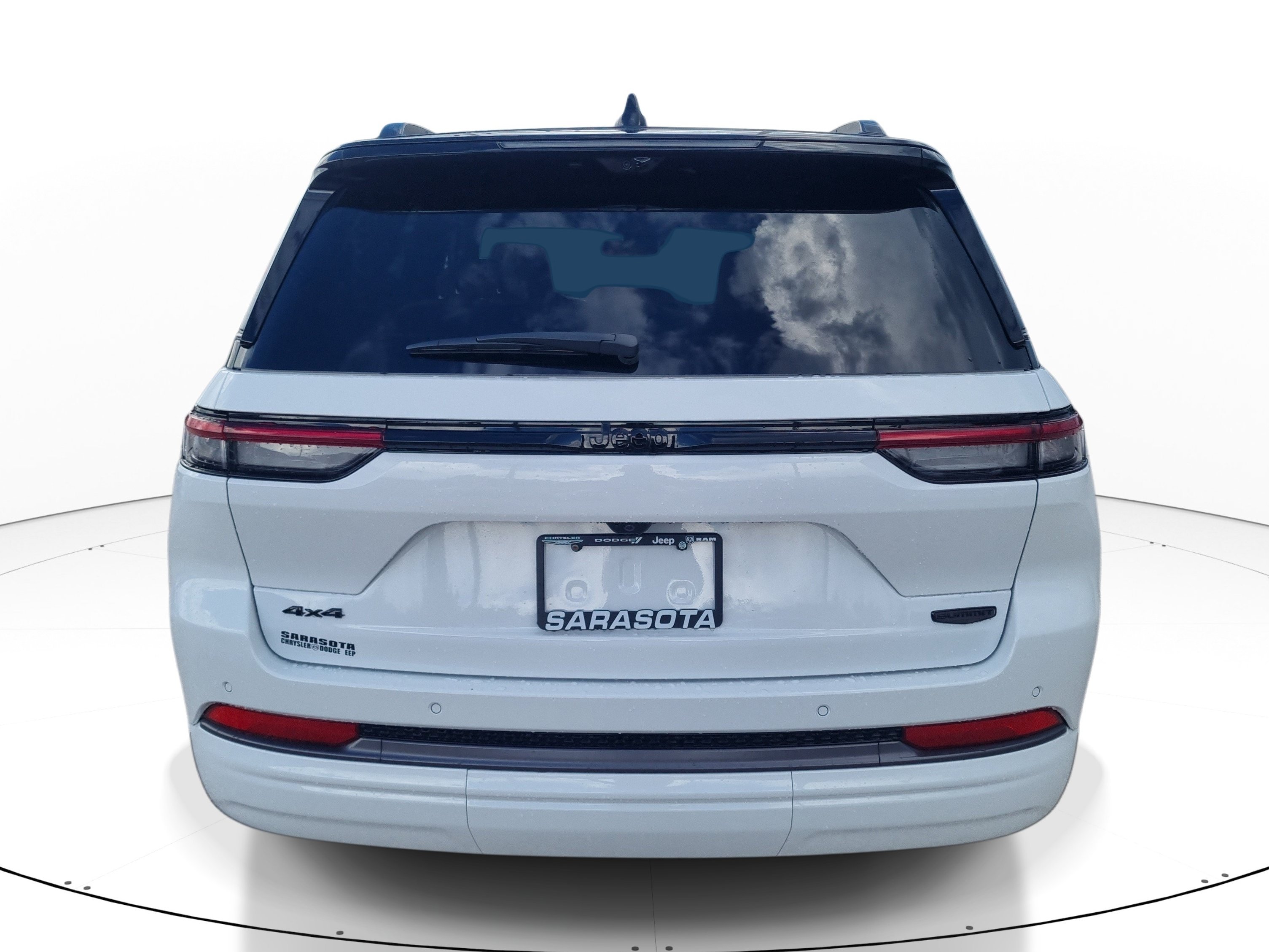 Used 2026 Bright White Clearcoat Jeep Summit image 5