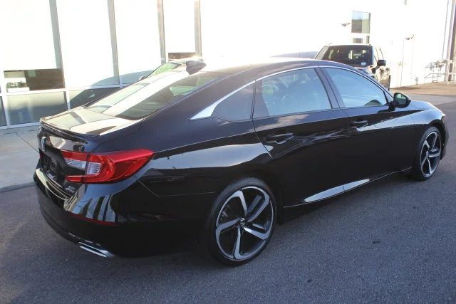 Used 2022 Black Honda Sport 2.0T image 28
