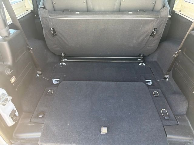 Used 2021 White Jeep Sport image 6