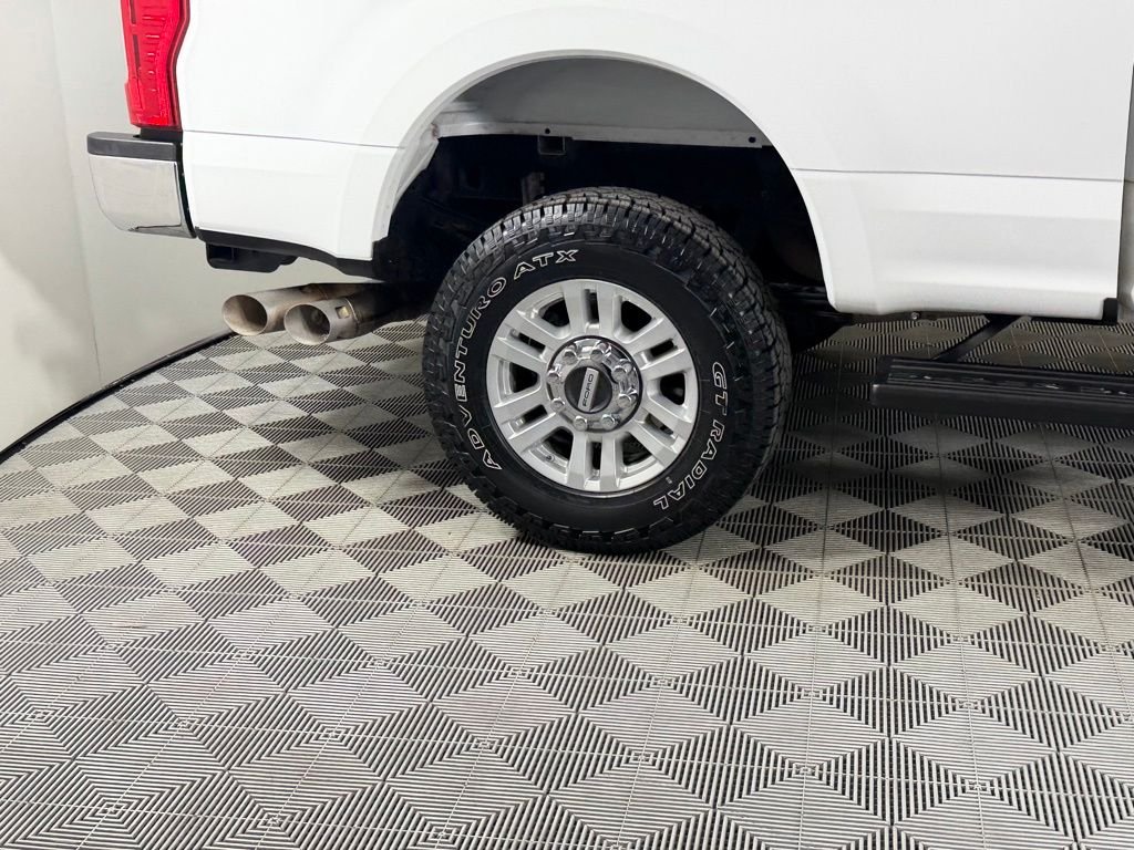 Used 2018 White Ford XLT image 11