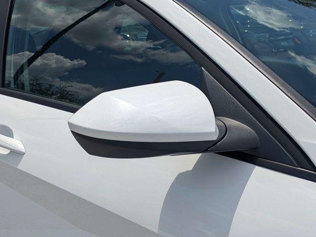 New 2026 White Hyundai SE image 10