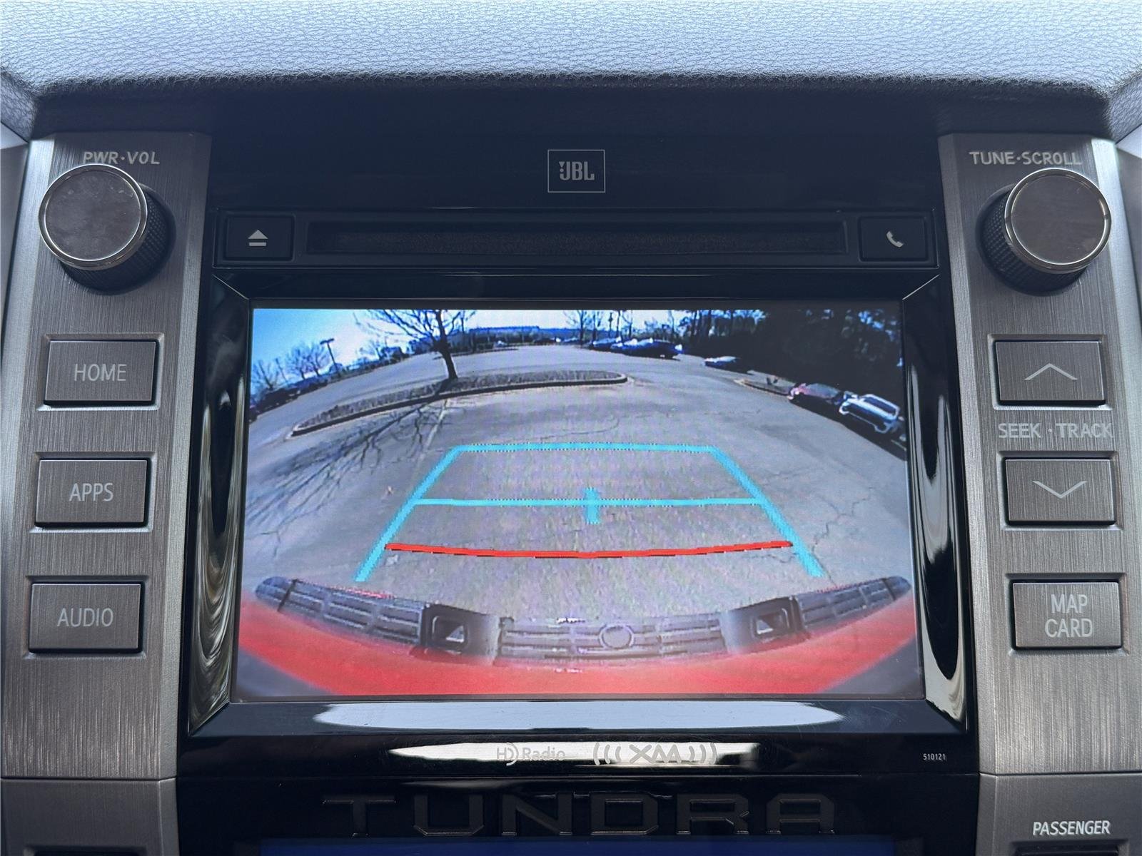 Used 2017 Barcelona Red Metallic Toyota Platinum image 8