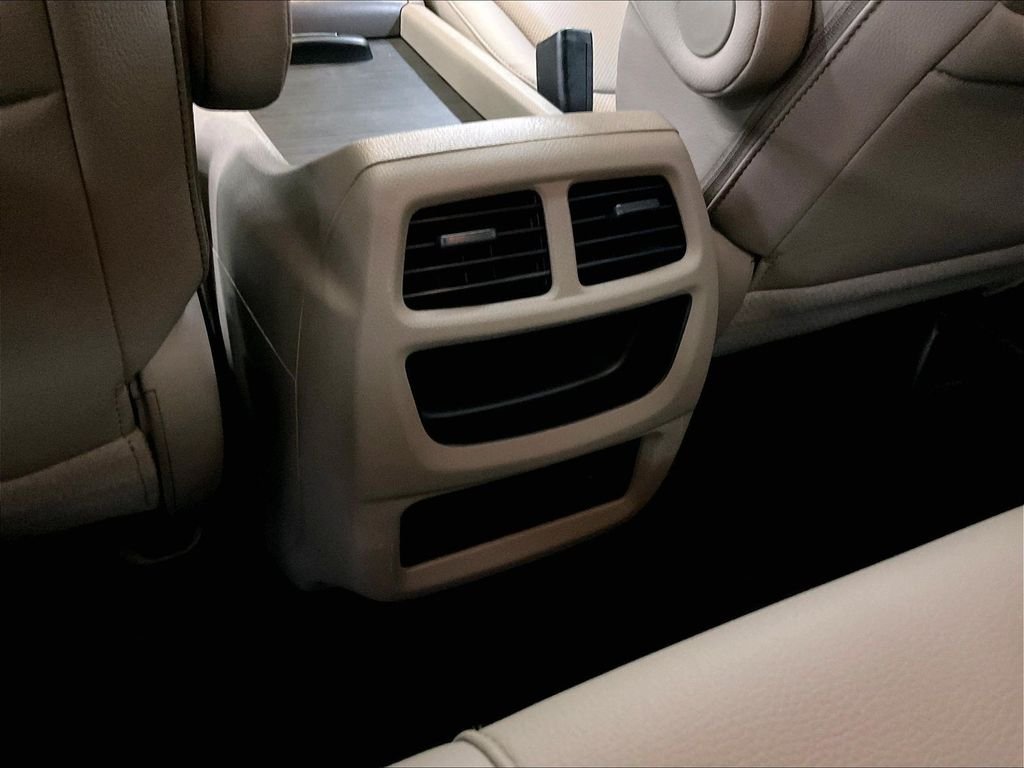 Used 2023 Platinum White Honda RTL image 28