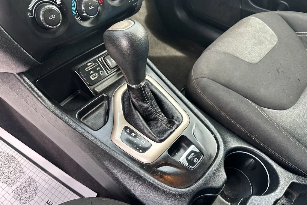 Used 2017 Gray Jeep Sport image 21