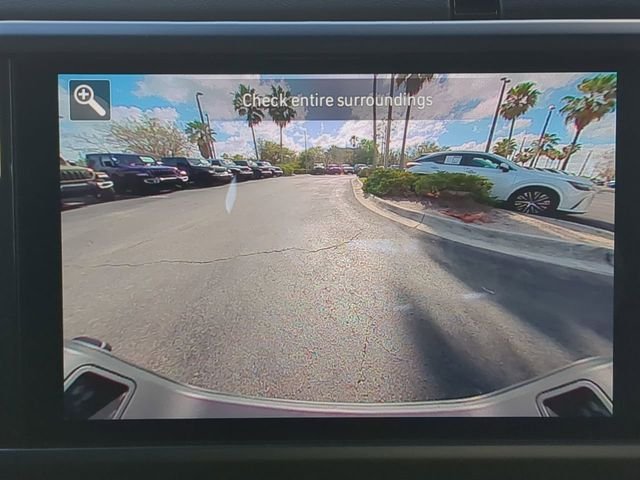 New 2026 Granite Crystal Metallic Clear-Coat Exterior Paint Jeep Sahara image 23