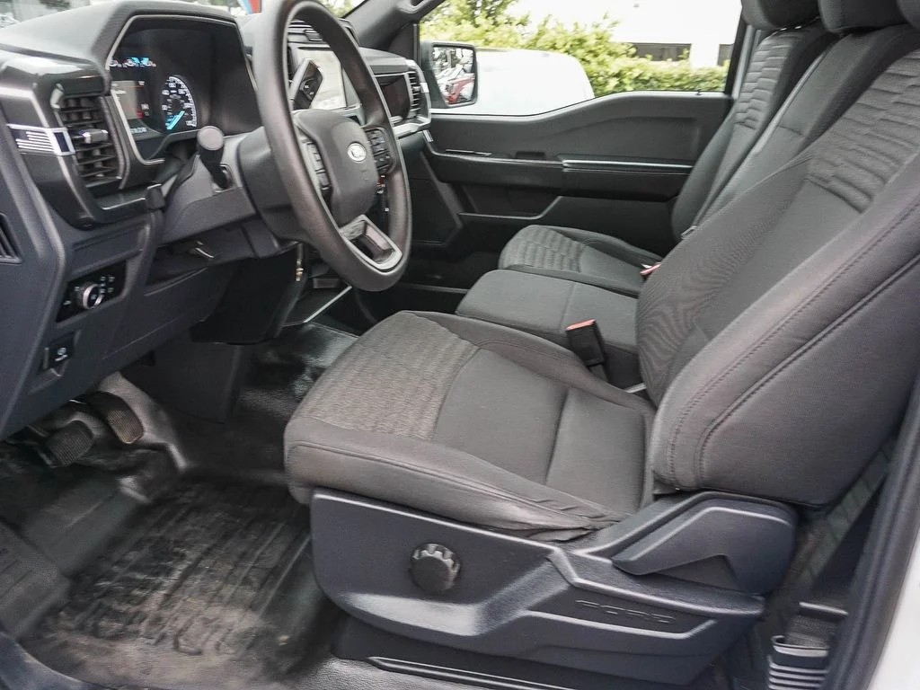 Used 2023 White Ford XL image 18