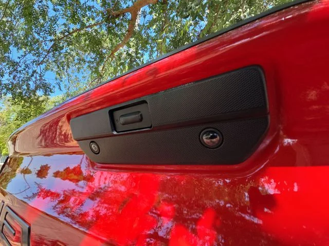 Used 2021 Red Chevrolet LT image 28