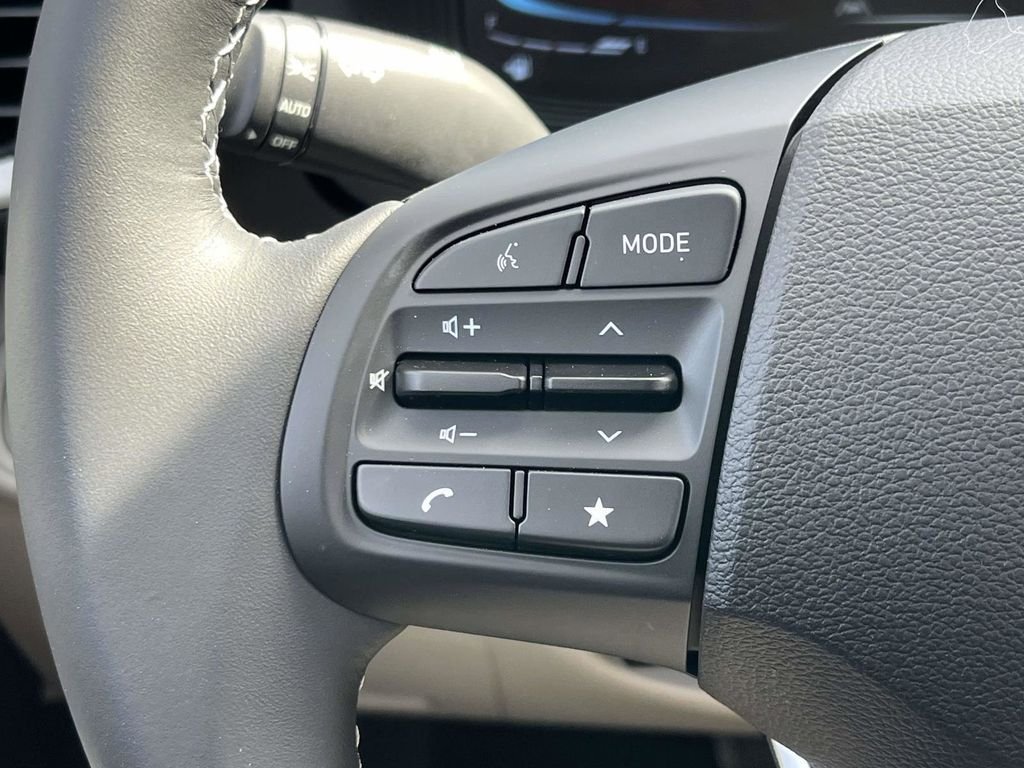 New 2026 Silver Hyundai SEL image 17