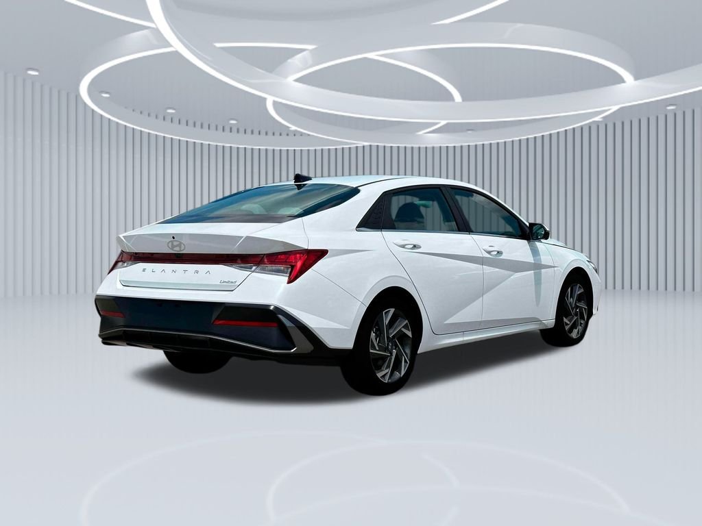 New 2025 White Hyundai Limited image 26