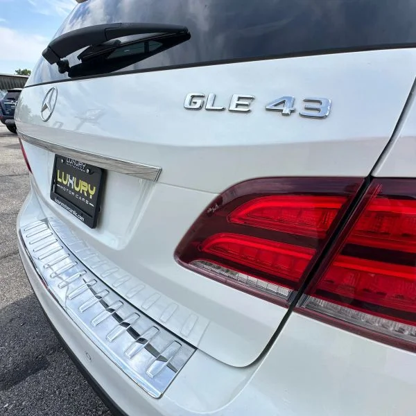 Used 2017 White Mercedes-Benz GLE 43 Sport Utility 4D image 6