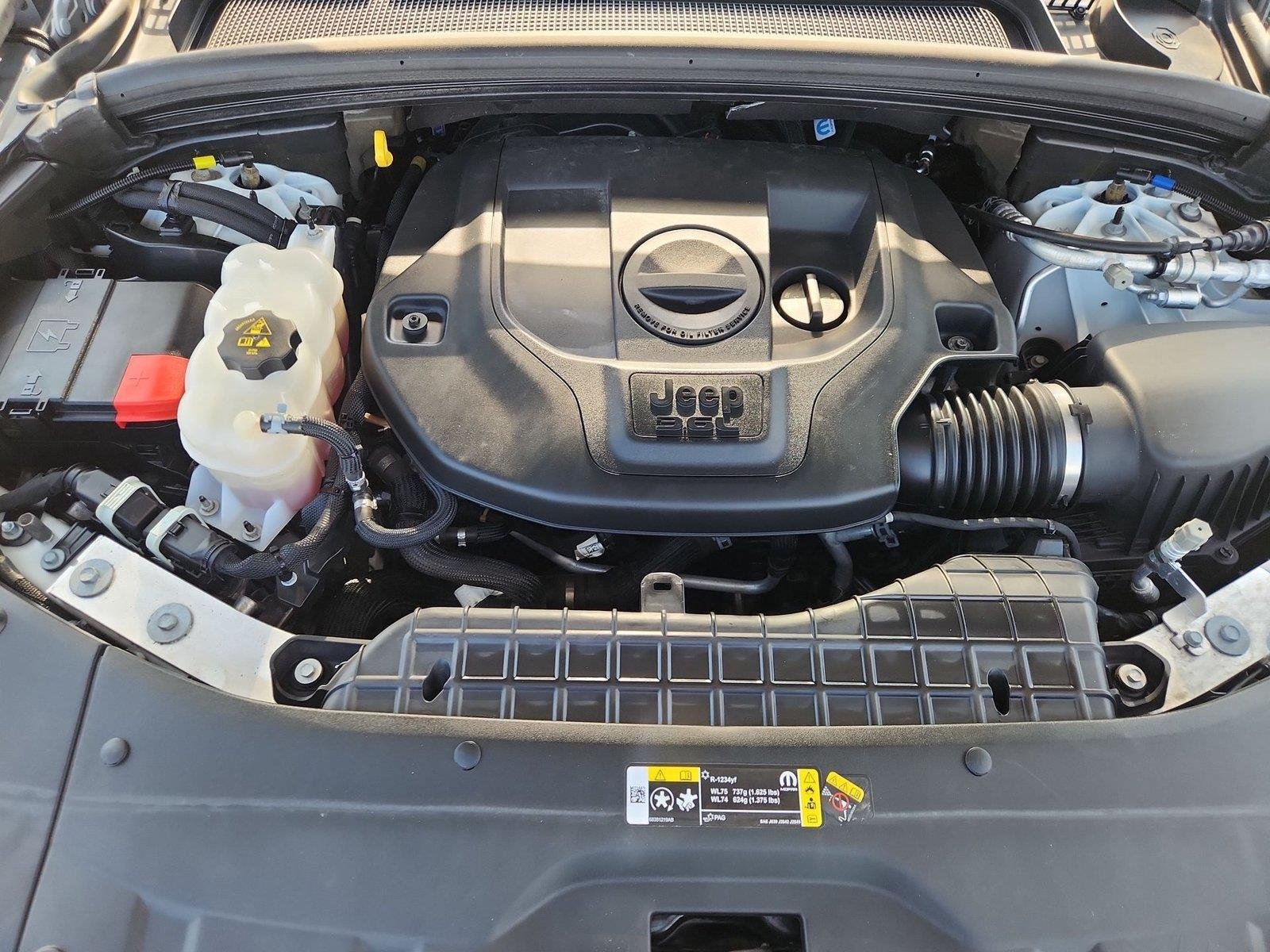 2022 Jeep Grand Cherokee photo 31 of 35