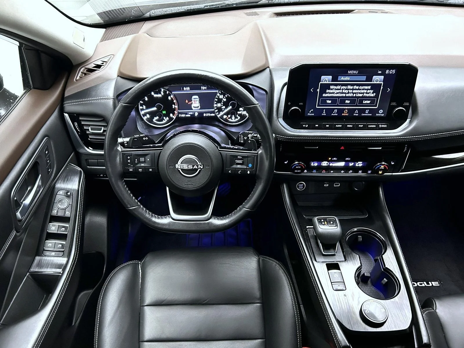 Used 2023 Gray Nissan SL image 14