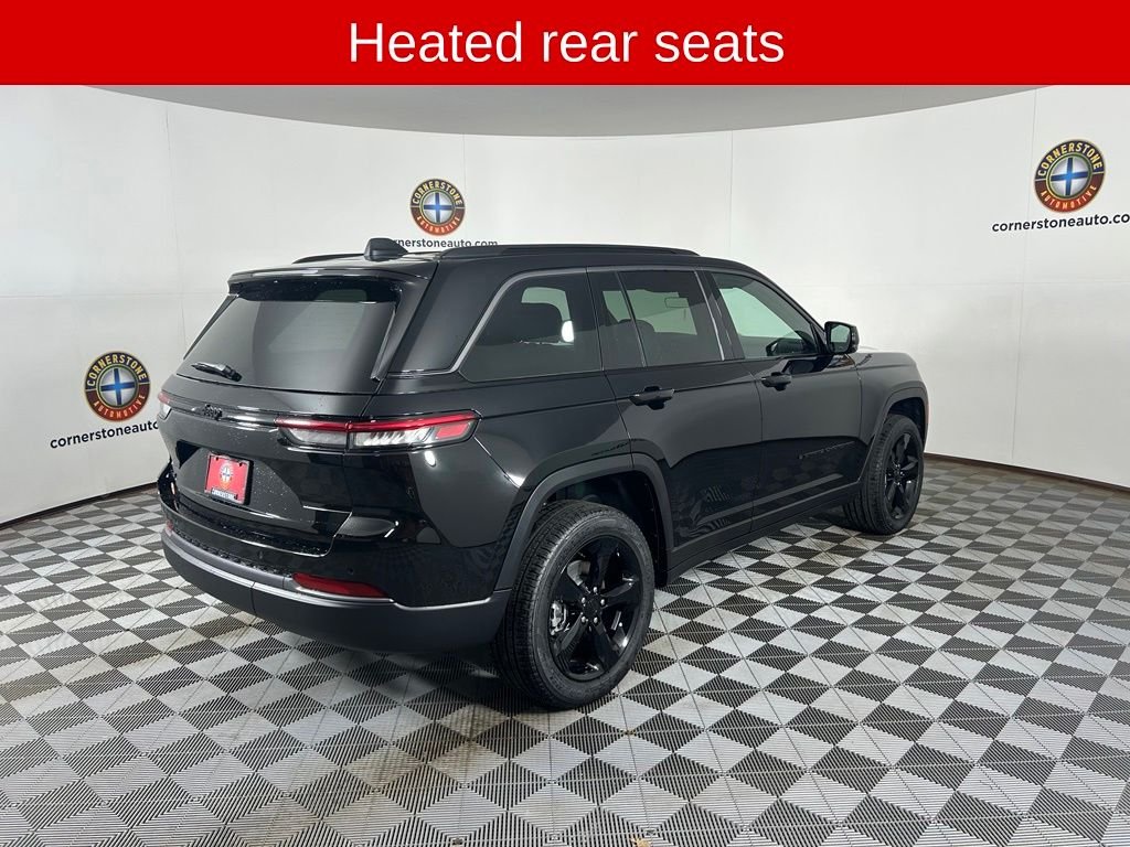 New 2026 Diamond Black Crystal Pearlcoat Jeep Limited image 16