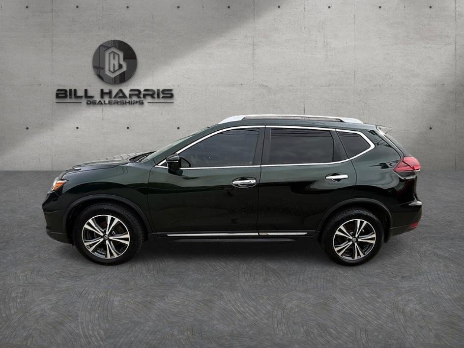 Used 2018 Green Nissan SL image 9