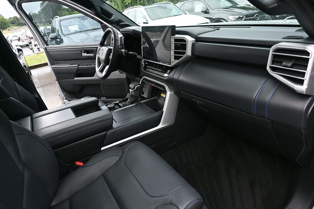 Used 2022 Silver Toyota Platinum image 22