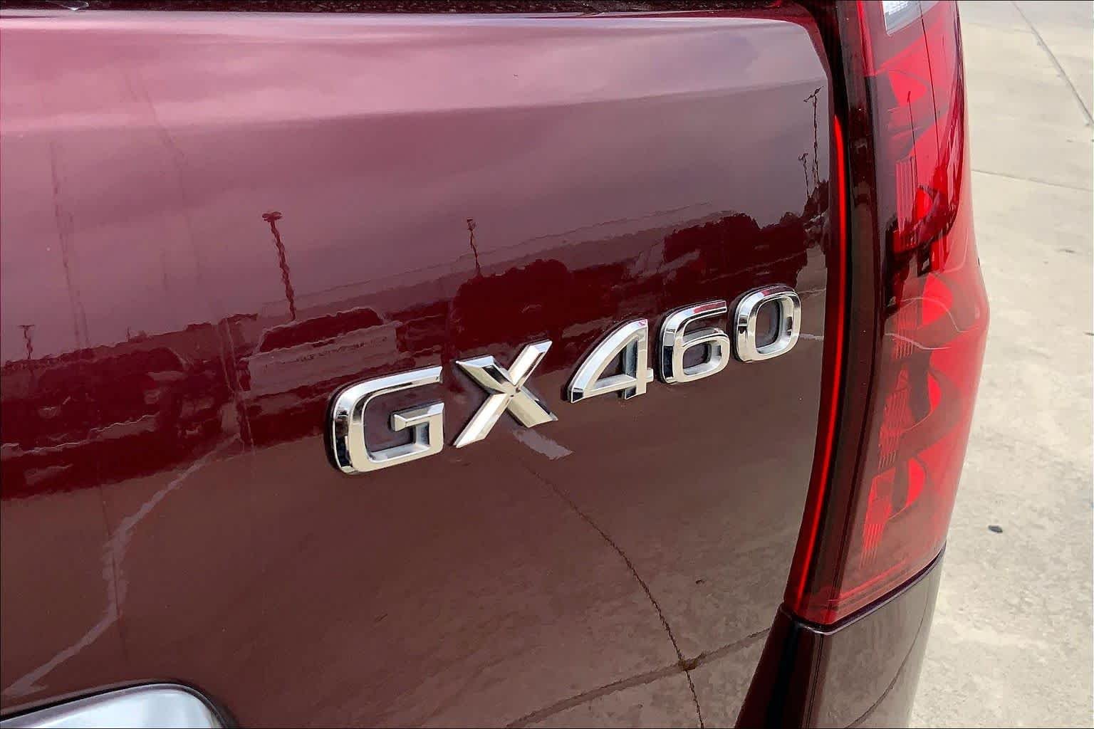 Used 2022 Claret Mica Lexus Luxury image 10