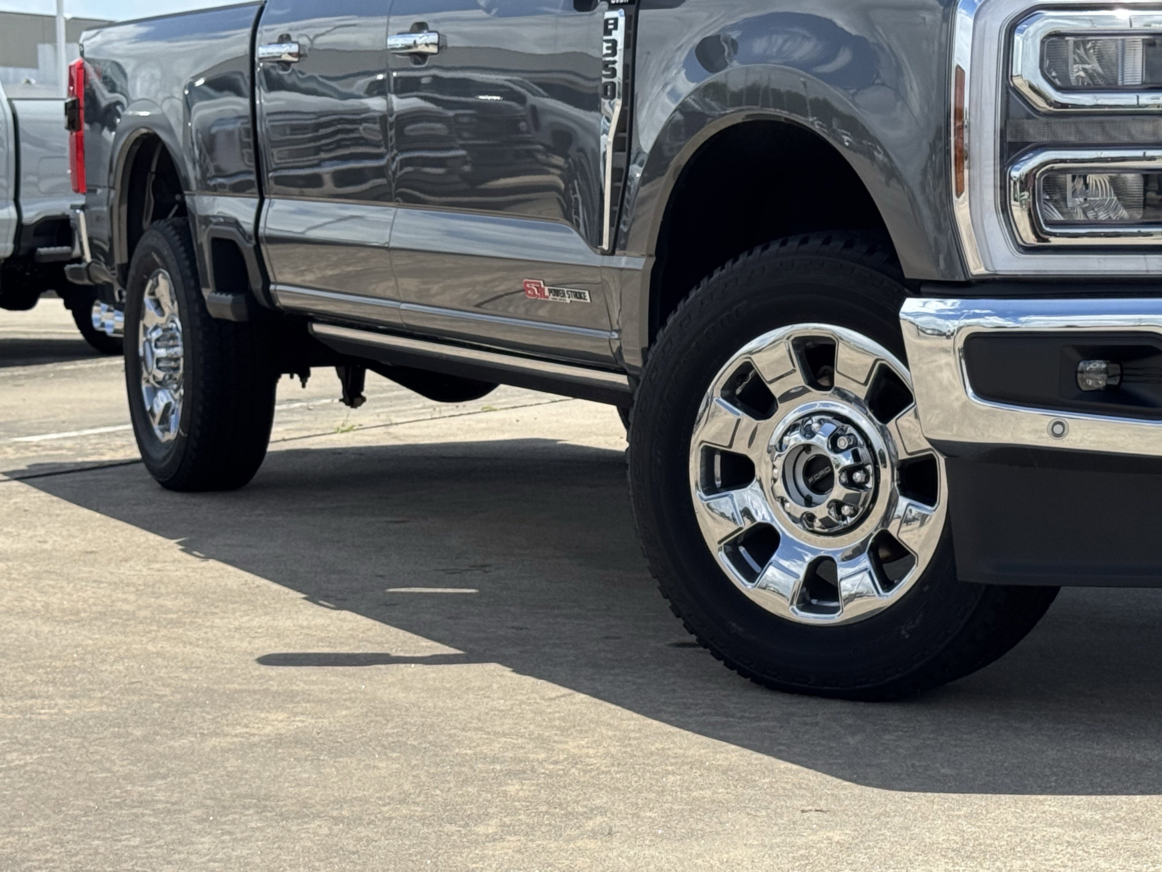 New 2026 Carbonized Gray Metallic Ford LARIAT image 11
