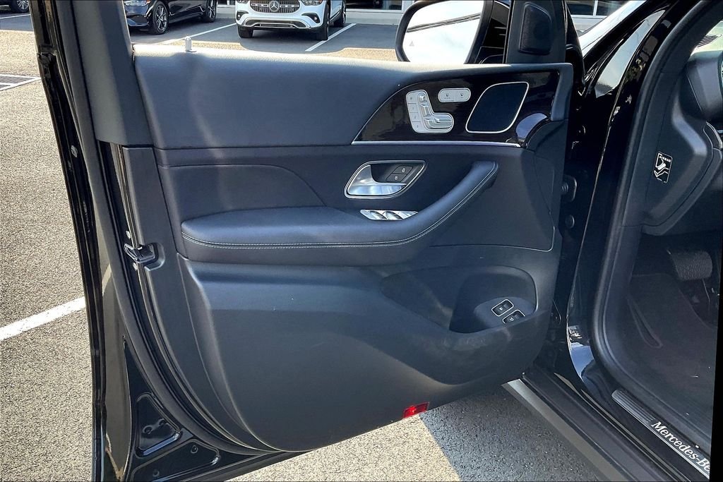 2025 Mercedes-Benz GLE GLE450E - Photo 15