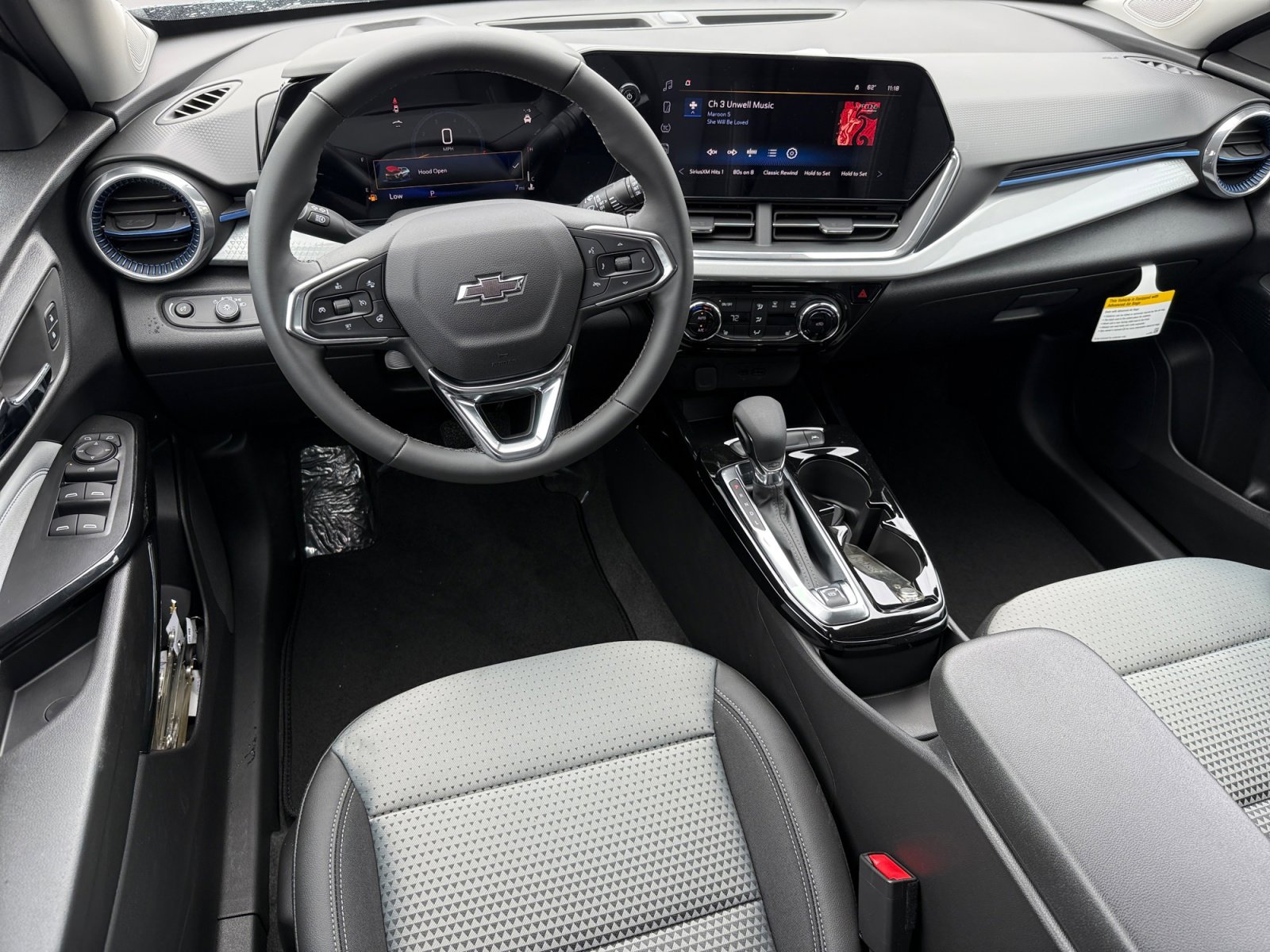 New 2026 Mosaic Black Metallic Chevrolet LT image 15