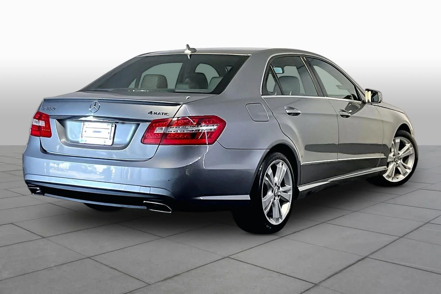 Used 2013 Palladium Silver Metallic Mercedes-Benz E 350 Sport image 12