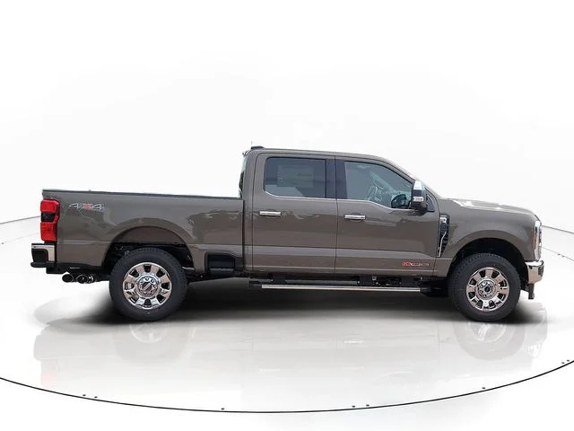 New 2026 Gray Ford Lariat image 4