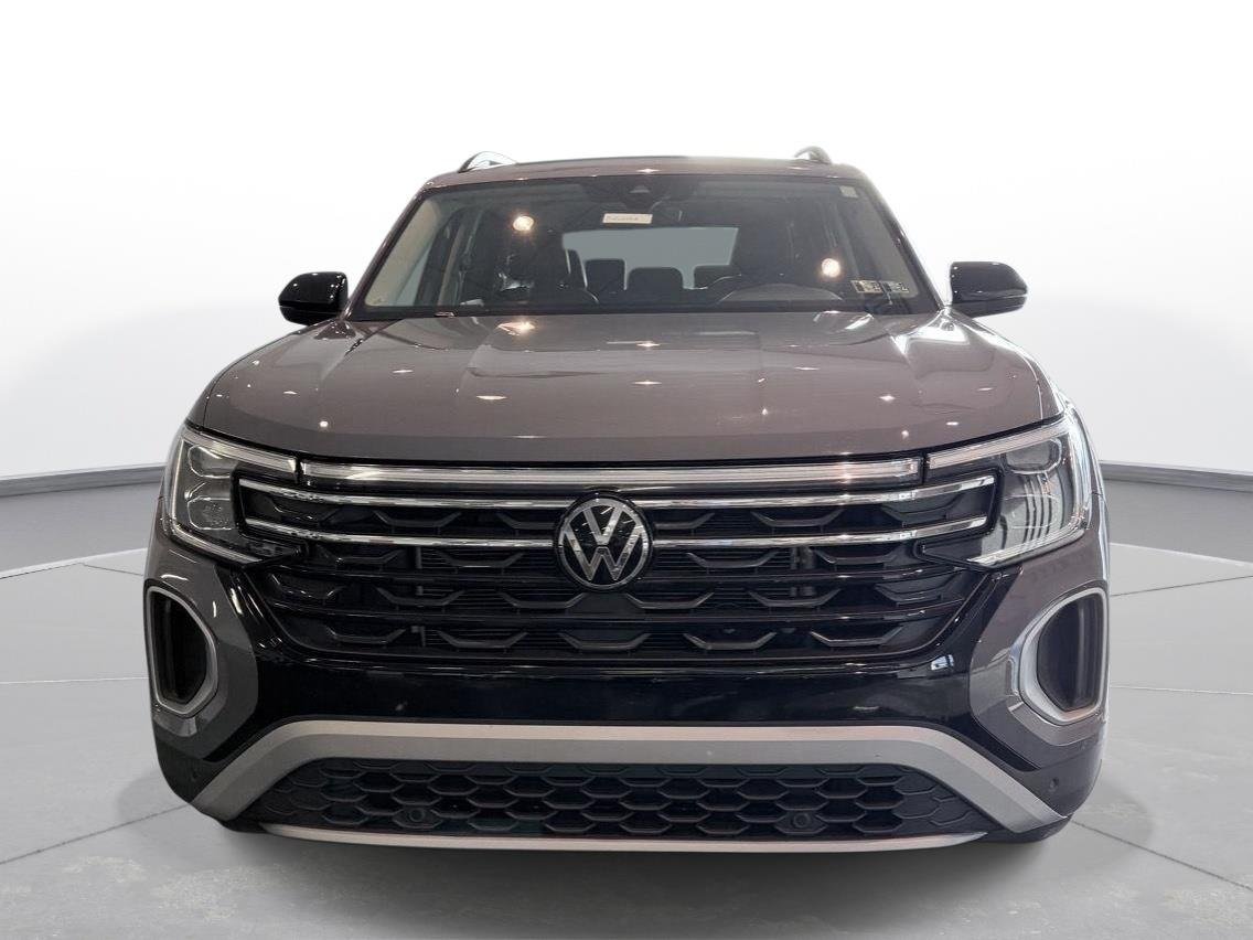 Used 2024 Pure Gray Volkswagen 2.0T Peak Edition SE w/Technology image 16