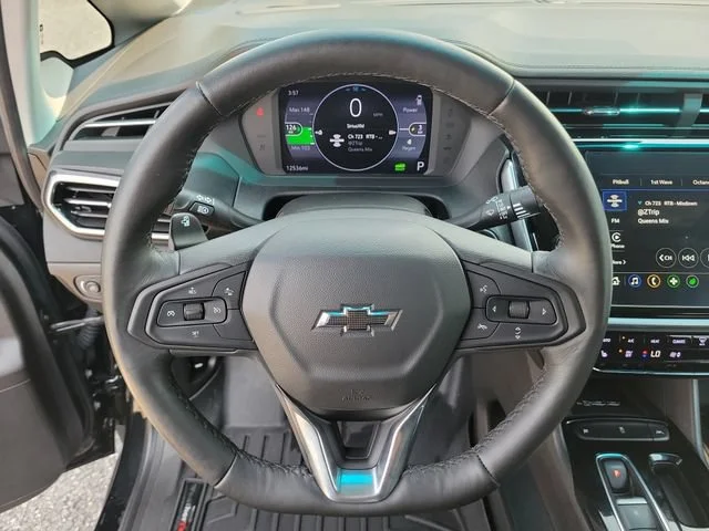 2023 Chevrolet Bolt EV 2LT - Photo 29