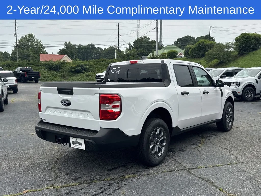 New 2026 White Ford XLT image 7