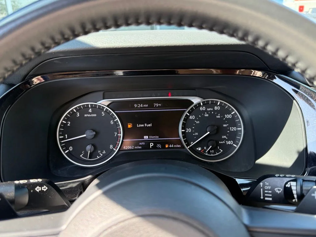 Used 2024 Gray Nissan SV image 21