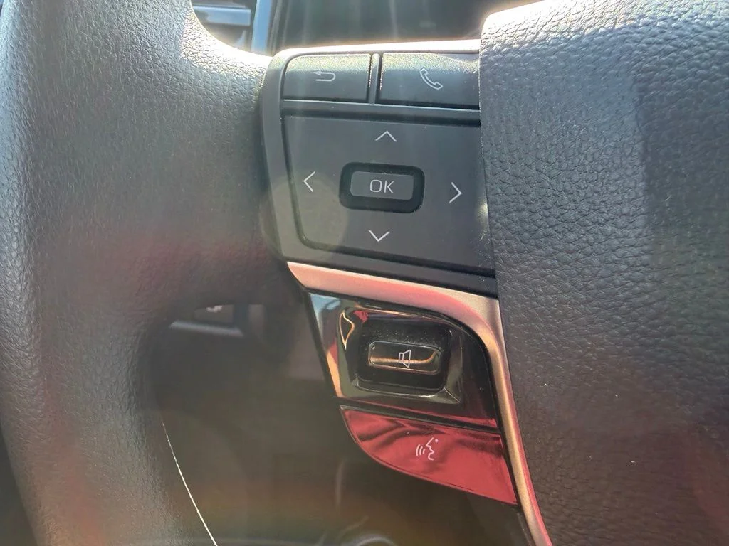 Used 2025 Silver Toyota LE image 18