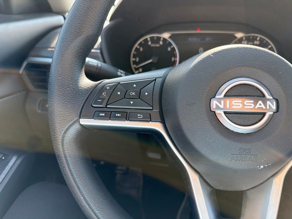 Used 2025 Black Nissan 2.5 SV image 26