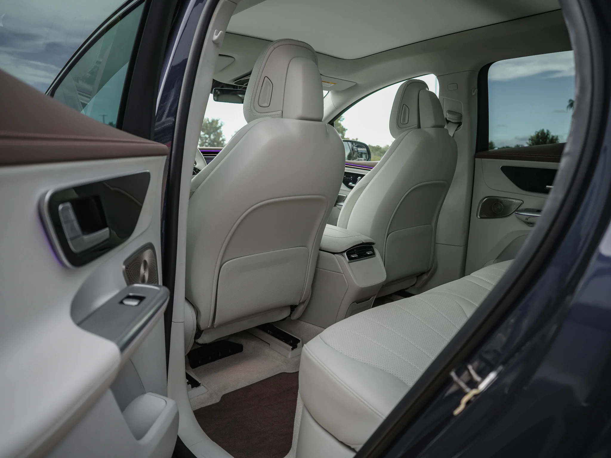 Certified Used 2023 Twilight Blue Metallic Mercedes-Benz 350 SUV image 30