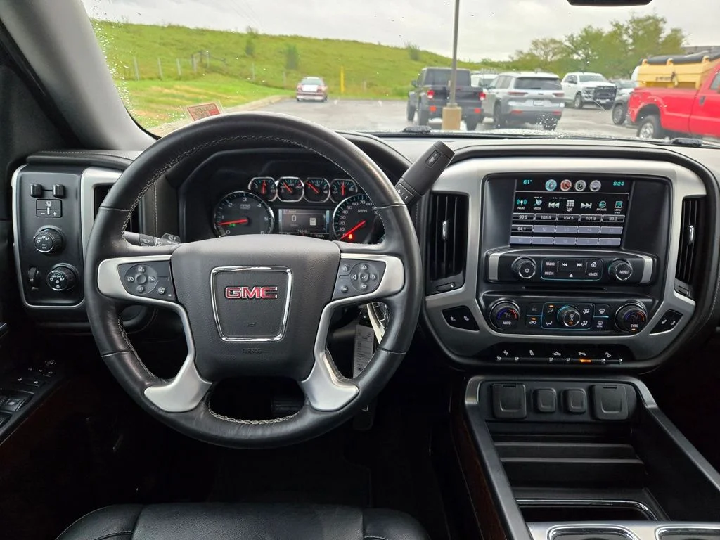 Used 2018 Gray GMC SLT image 20