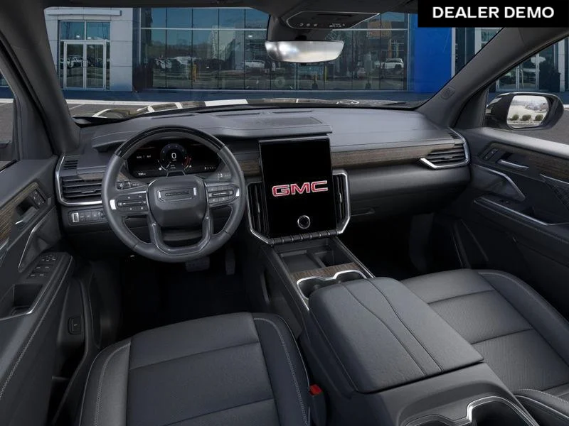Used 2025  GMC Denali image 15