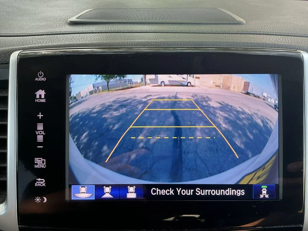 Used 2017 White Honda Elite image 22