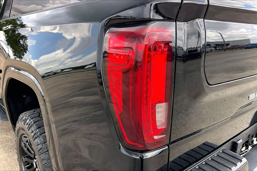 Used 2022 Black GMC AT4X image 20