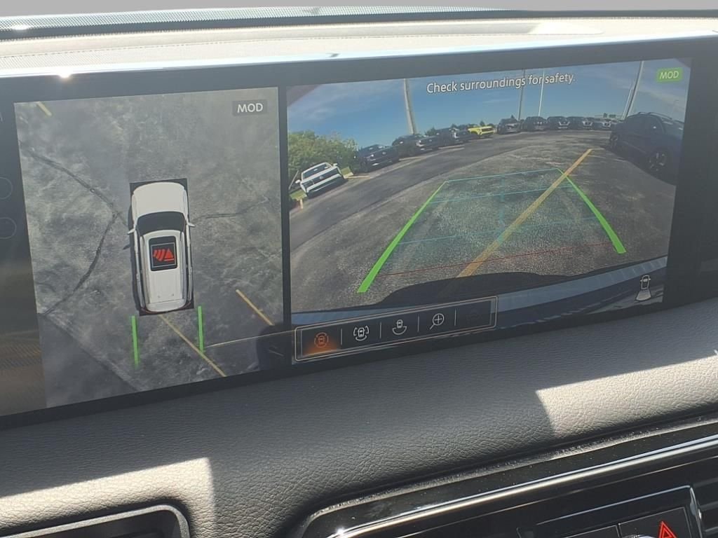 2025 Nissan Armada PRO-4X - Photo 6